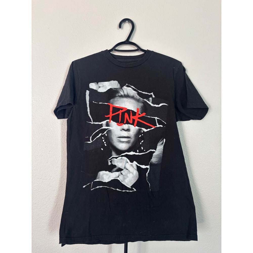 Pink Beautiful Trauma World Tour Graphic T-Shirt Black Womens Medium Concert Tee